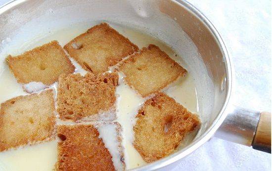 Cách làm món bánh mì chiên phủ bơ sữa