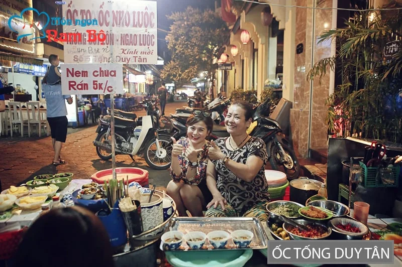 Ốc Tống Duy Tân vô cùng nổi tiếng, được nhiều người tìm đến Ốc Tống Duy Tân vô cùng nổi tiếng, được nhiều người tìm đến